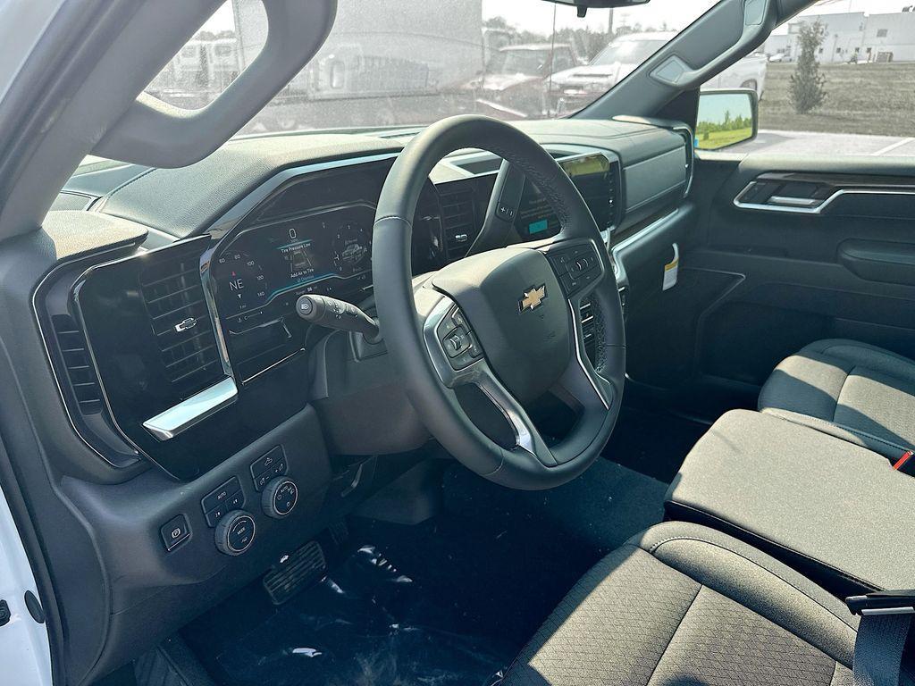 new 2025 Chevrolet Silverado 1500 car, priced at $52,595