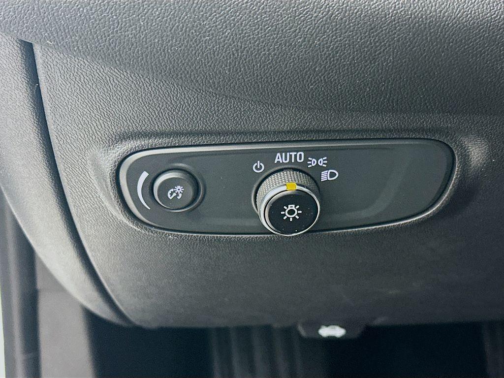 used 2024 Chevrolet Equinox car, priced at $22,315