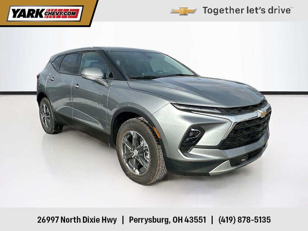 new 2025 Chevrolet Blazer car, priced at $36,170