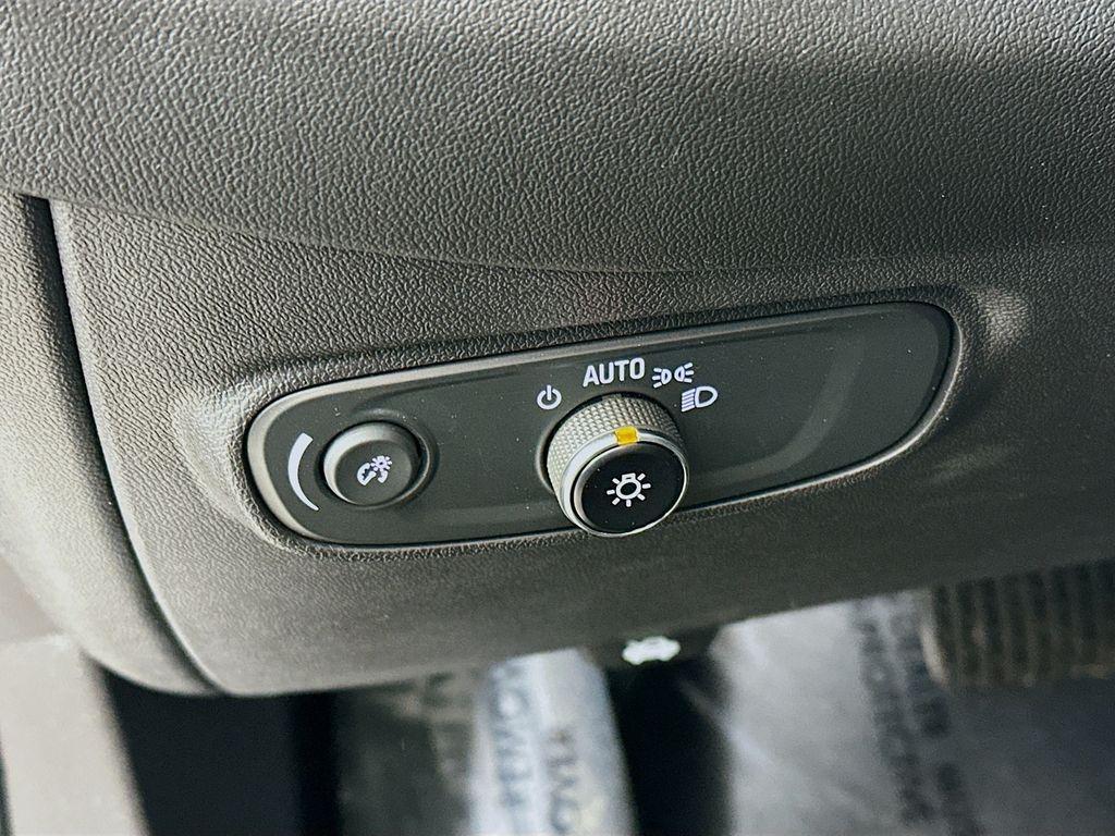 used 2023 Chevrolet Equinox car, priced at $22,615
