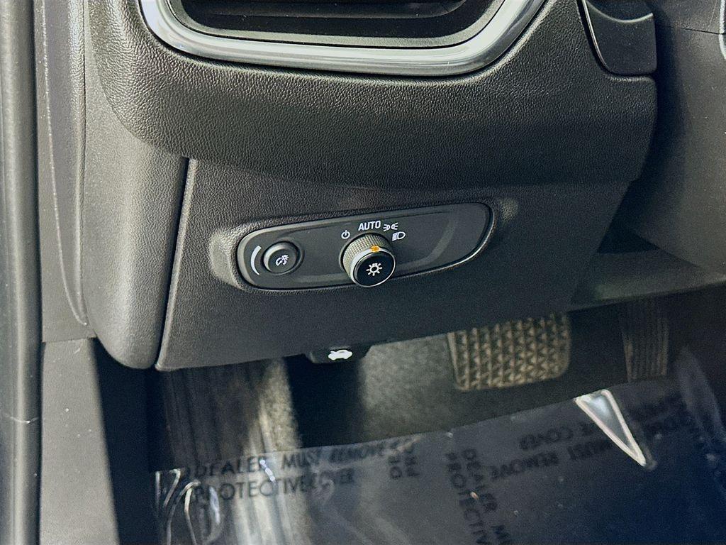 used 2022 Chevrolet Equinox car, priced at $19,500