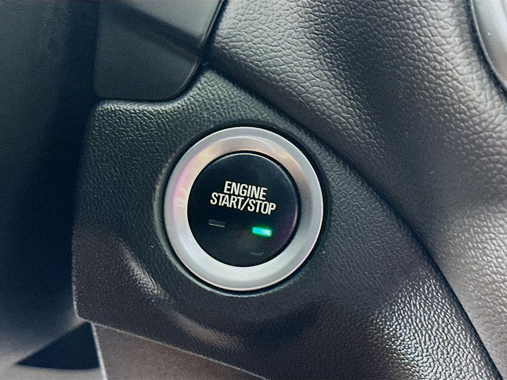 used 2022 Chevrolet Equinox car, priced at $19,500