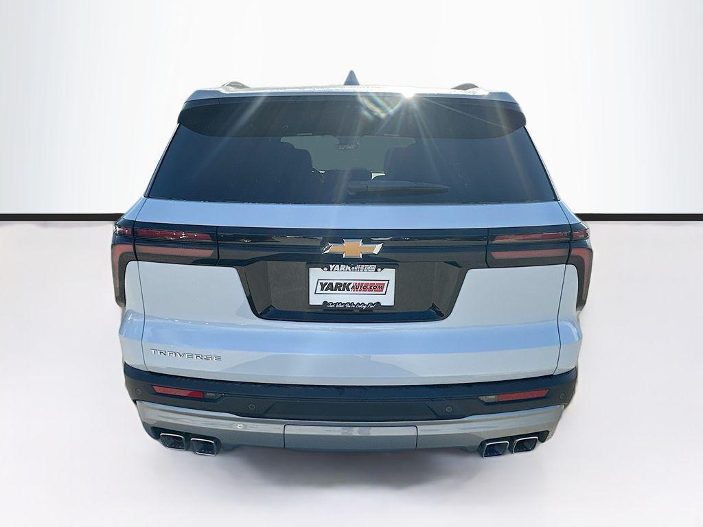 new 2026 Chevrolet Traverse car, priced at $49,665