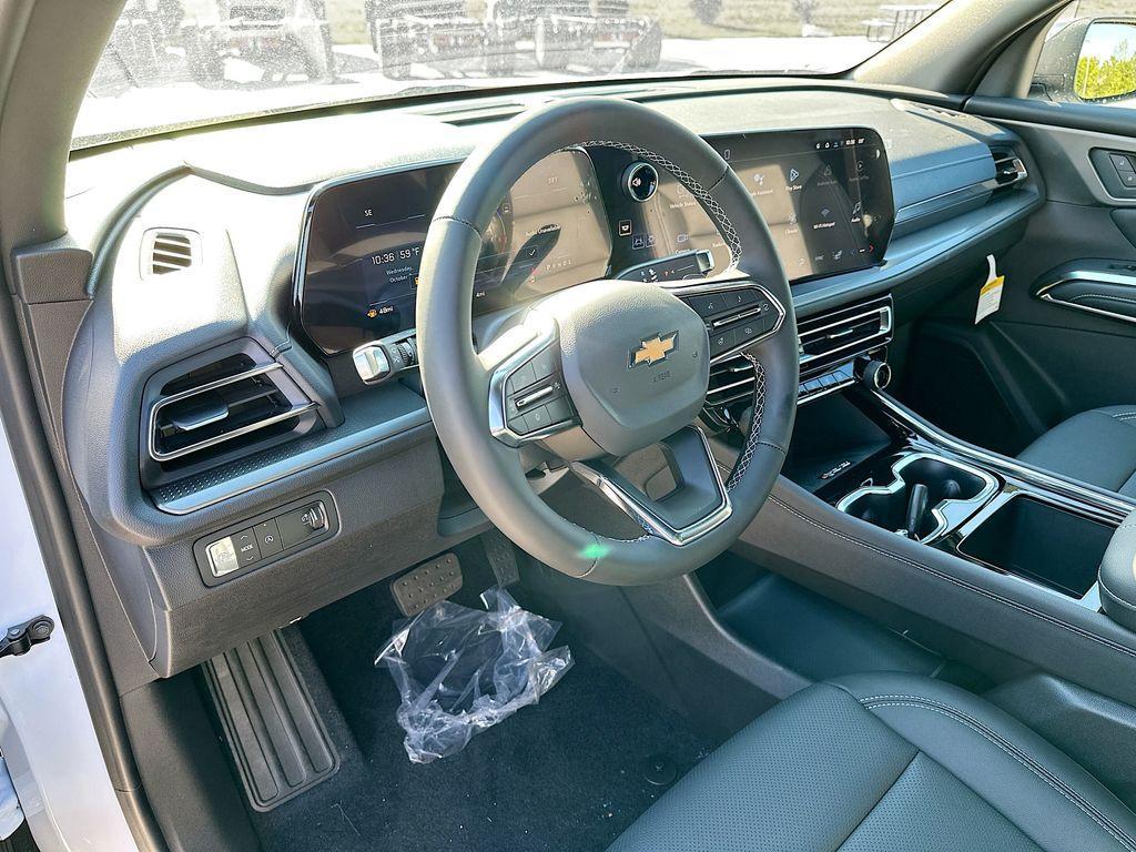 new 2026 Chevrolet Traverse car, priced at $49,665