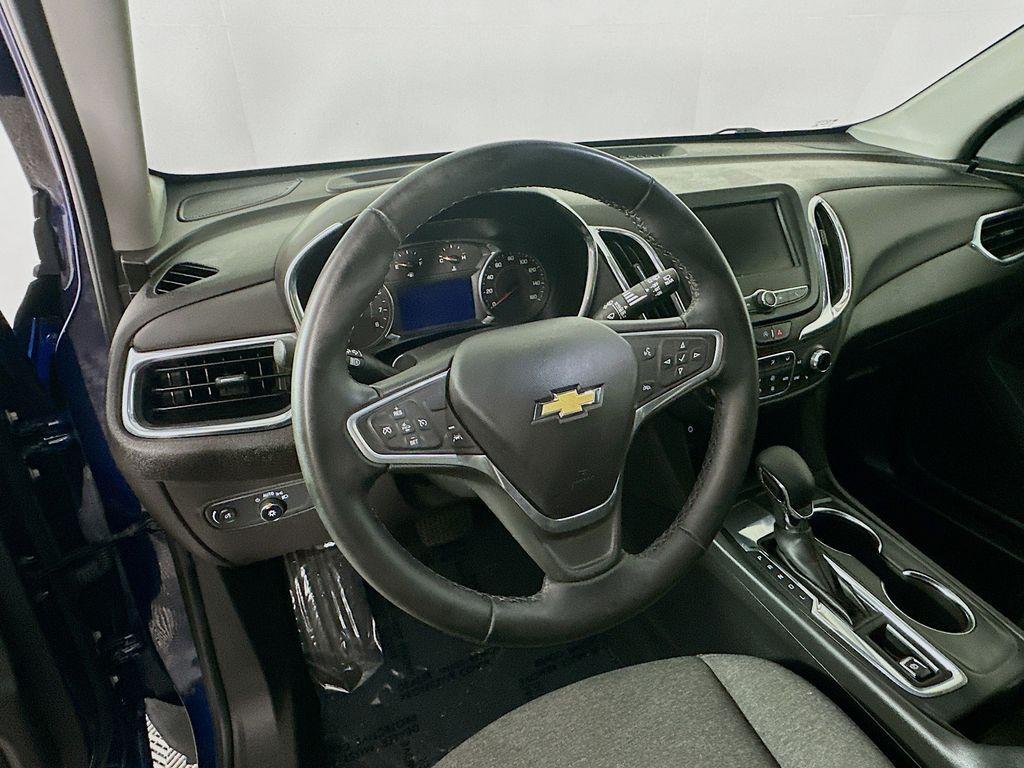 used 2023 Chevrolet Equinox car, priced at $21,200