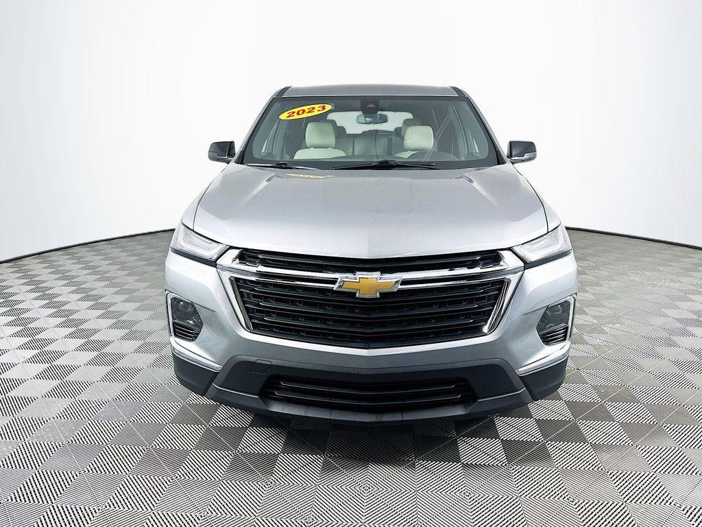 used 2023 Chevrolet Traverse car, priced at $30,419
