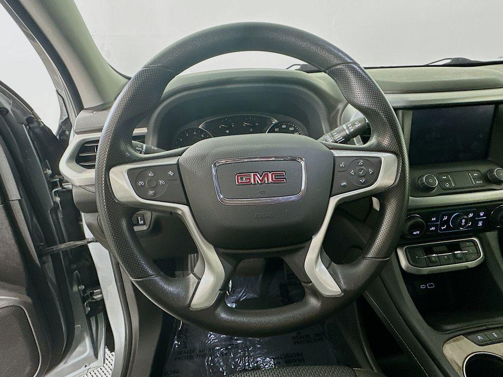 used 2023 GMC Acadia car, priced at $27,384