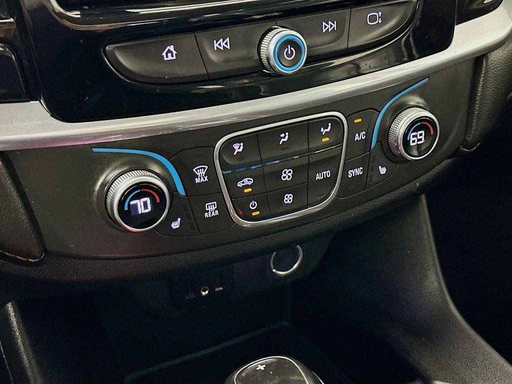 used 2019 Chevrolet Traverse car, priced at $20,892