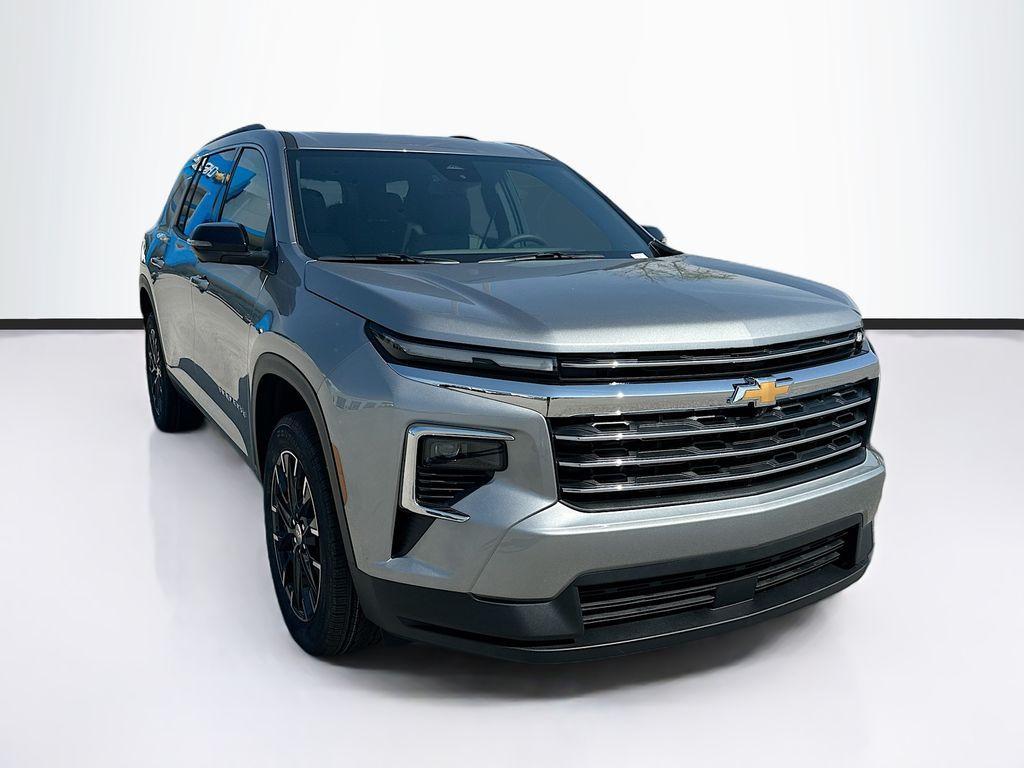 new 2025 Chevrolet Traverse car, priced at $46,560