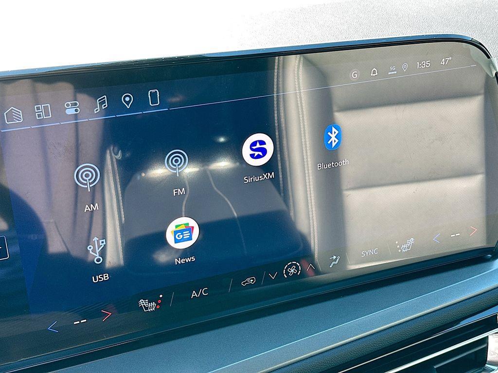 new 2026 Chevrolet Traverse car, priced at $47,420