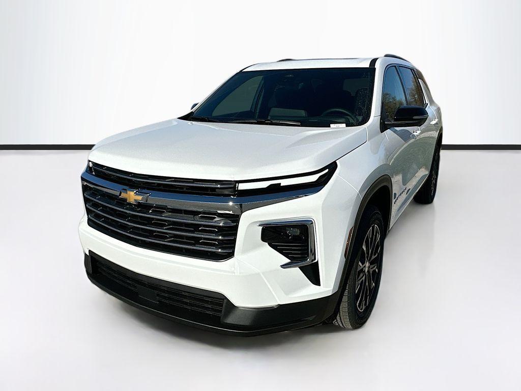 new 2026 Chevrolet Traverse car, priced at $47,420