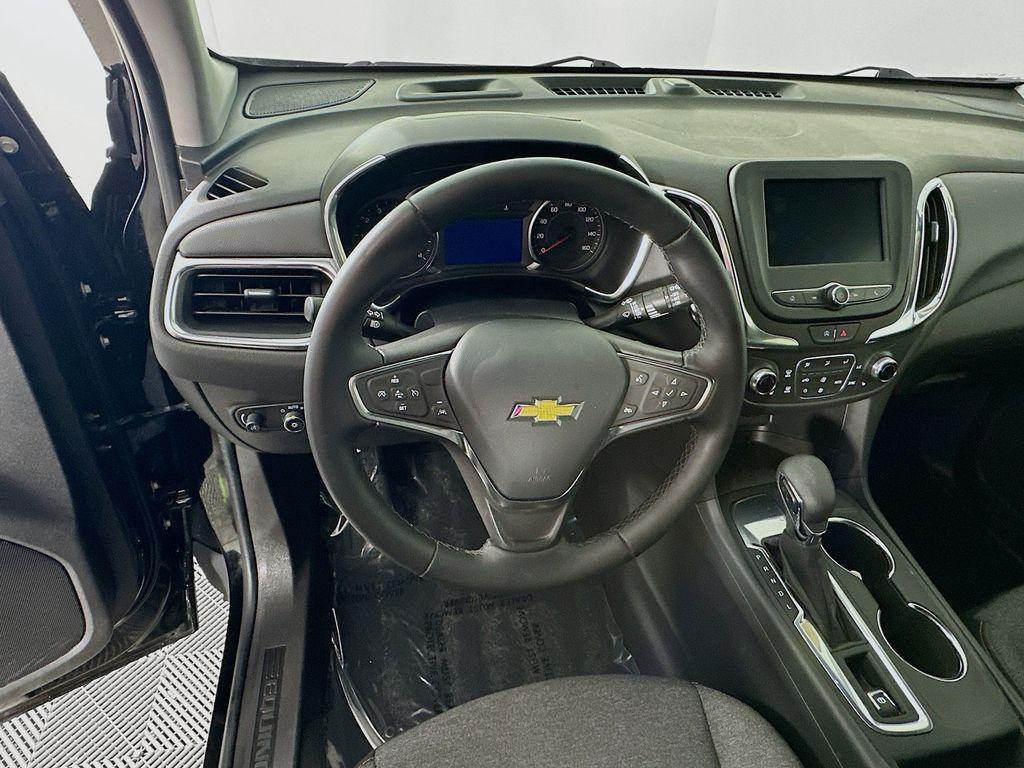 used 2024 Chevrolet Equinox car, priced at $24,515