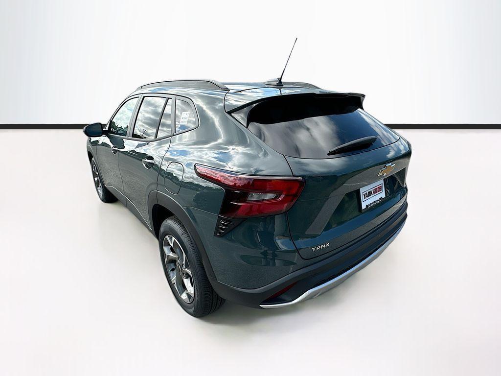 new 2025 Chevrolet Trax car, priced at $25,750