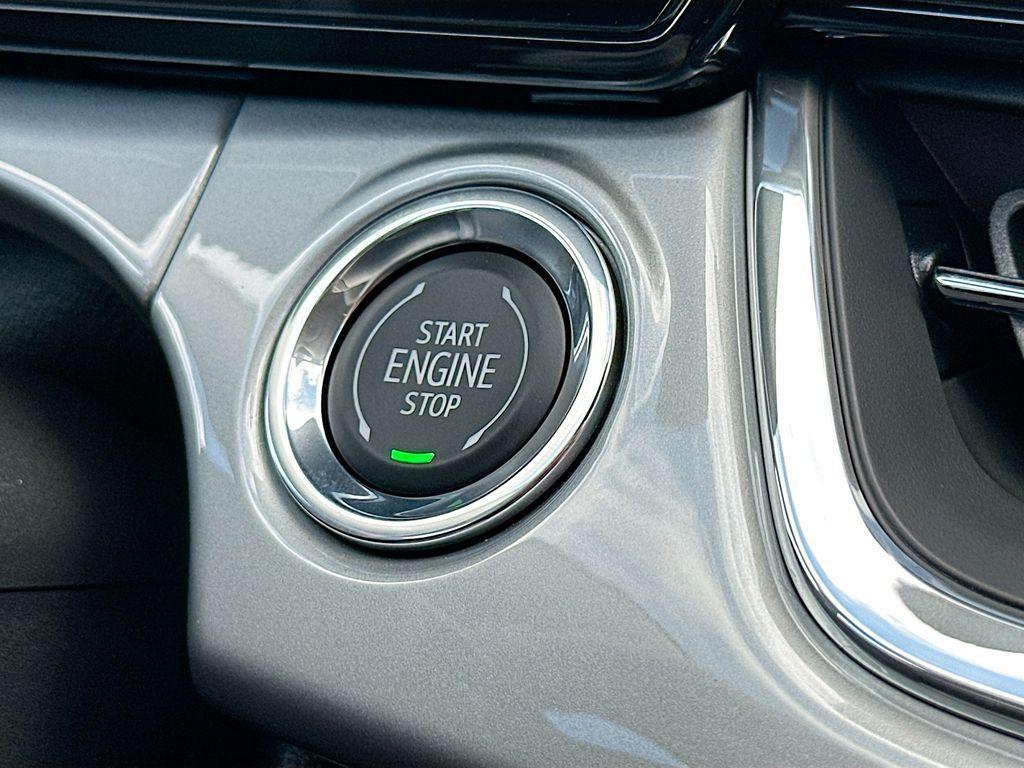new 2025 Chevrolet Trax car, priced at $25,750