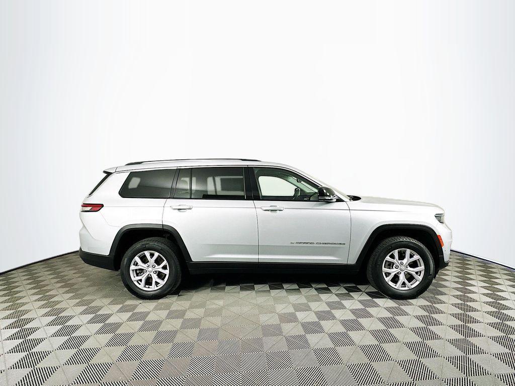 used 2022 Jeep Grand Cherokee L car, priced at $30,000