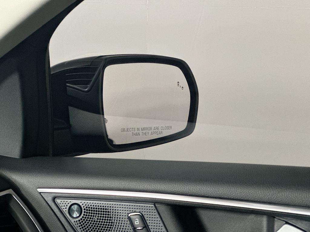 used 2024 Ford Edge car, priced at $30,988