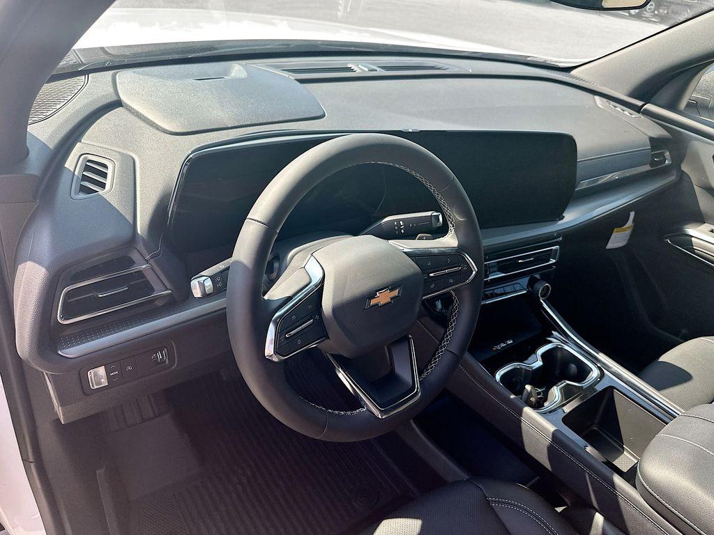 new 2025 Chevrolet Traverse car, priced at $46,560