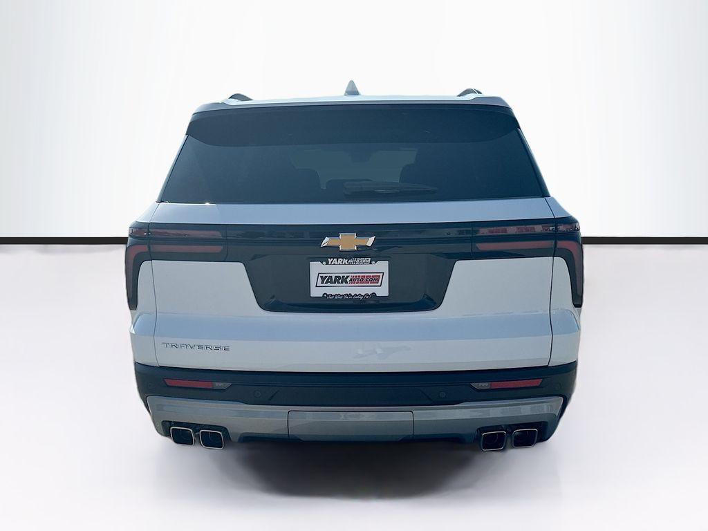 new 2025 Chevrolet Traverse car, priced at $46,560