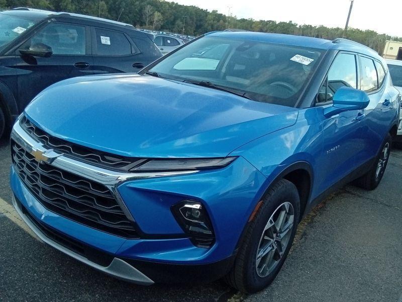 used 2024 Chevrolet Blazer car, priced at $27,900