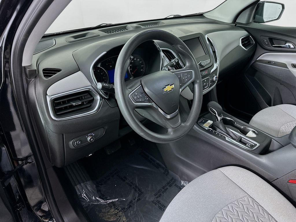 used 2024 Chevrolet Equinox car, priced at $26,496