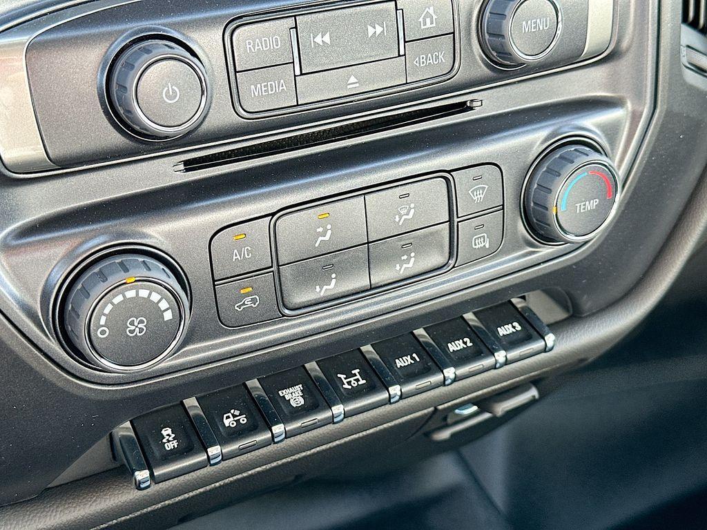 new 2024 Chevrolet Silverado 1500 car, priced at $67,852