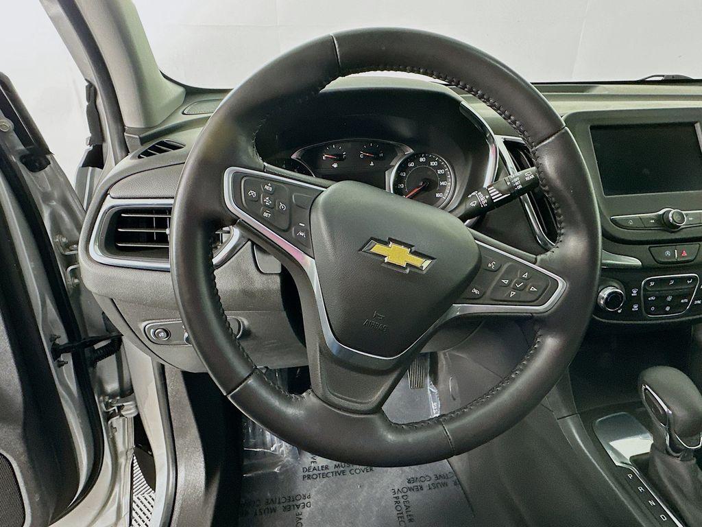 used 2022 Chevrolet Equinox car, priced at $22,713