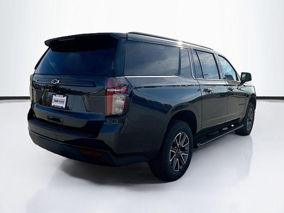 new 2024 Chevrolet Suburban car, priced at $77,400