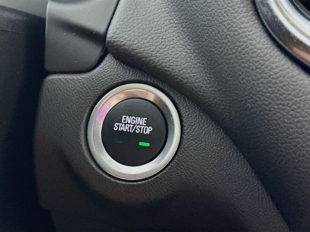 used 2023 Chevrolet Equinox car, priced at $23,998