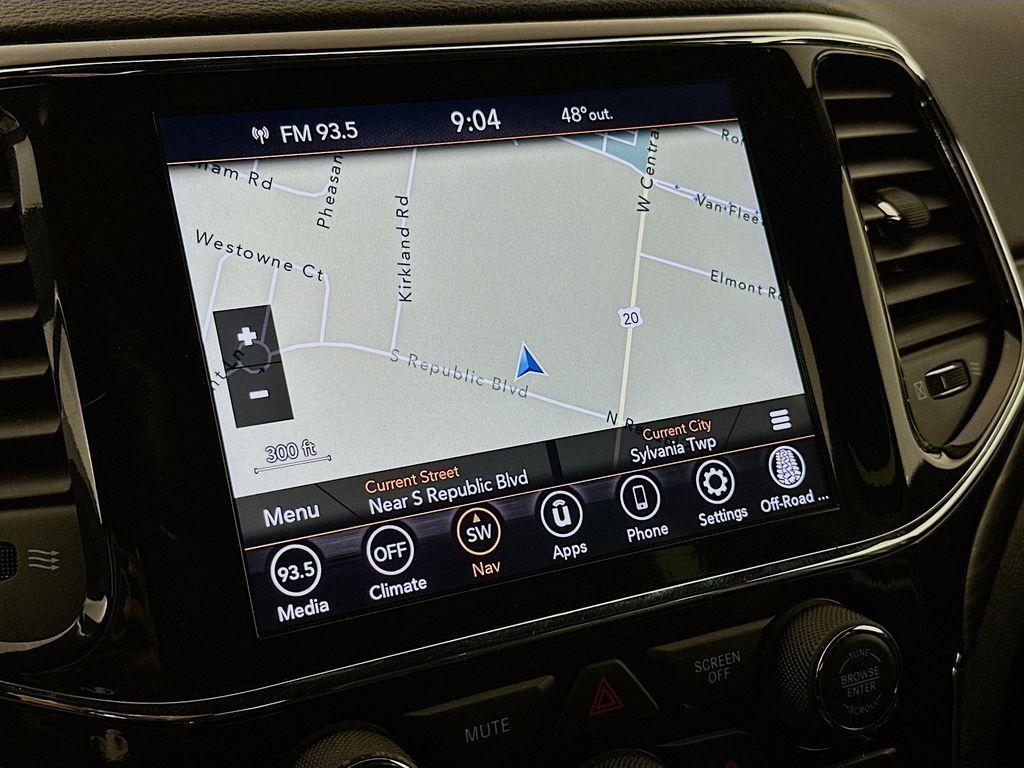 used 2022 Jeep Grand Cherokee WK car, priced at $24,839