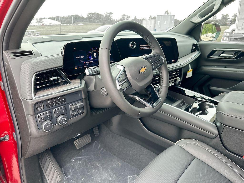 new 2025 Chevrolet Suburban car, priced at $85,905