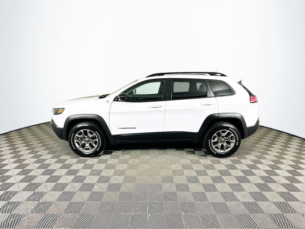 used 2022 Jeep Cherokee car, priced at $24,734