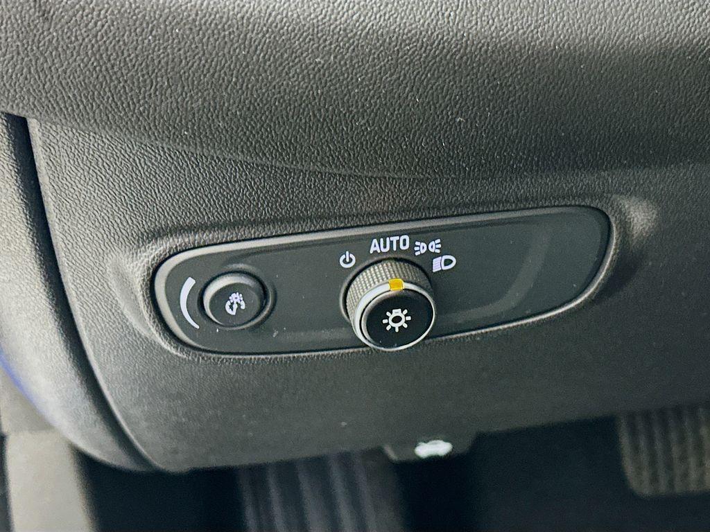 used 2024 Chevrolet Equinox car, priced at $23,214