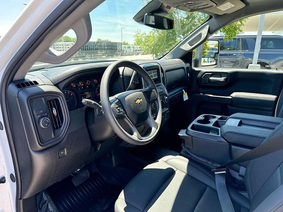 new 2024 Chevrolet Silverado 1500 car, priced at $41,355