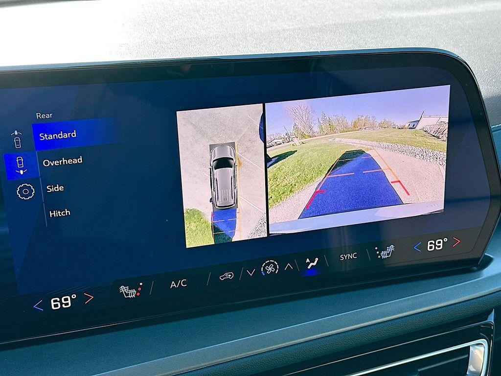 new 2026 Chevrolet Traverse car, priced at $48,415