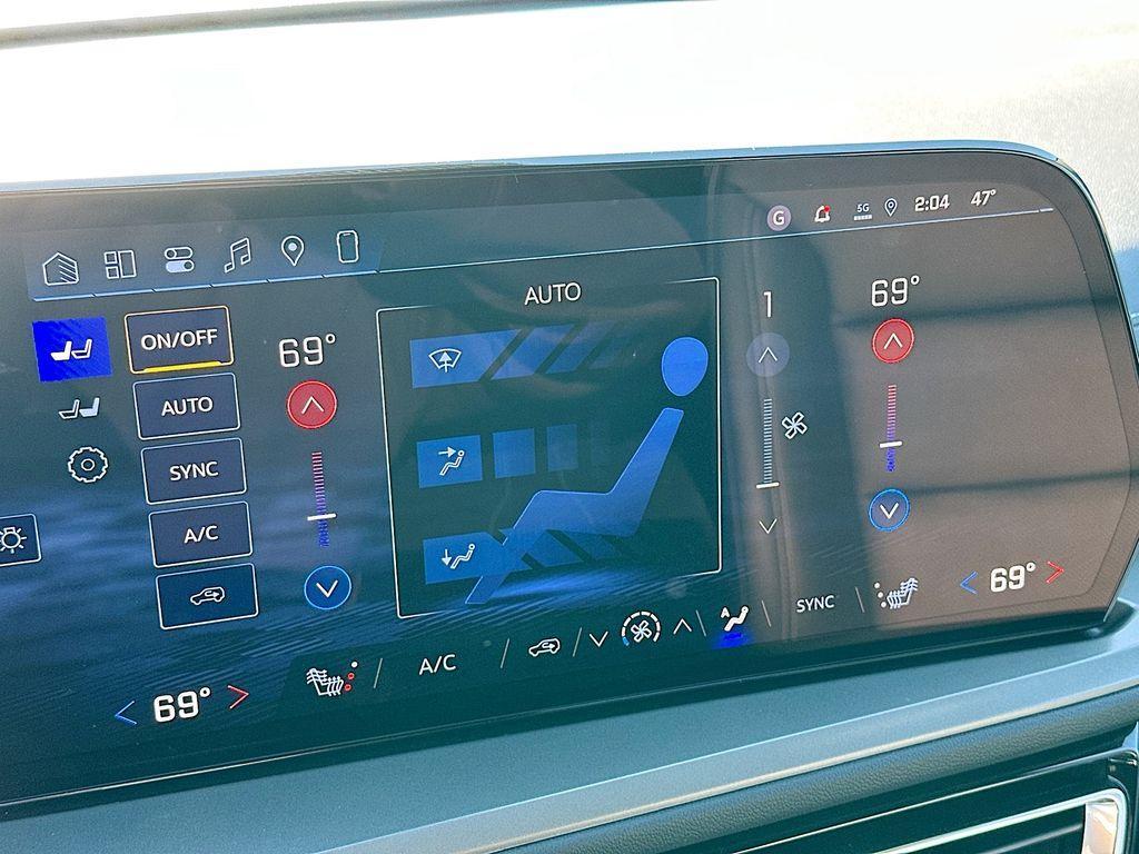 new 2026 Chevrolet Traverse car, priced at $48,415