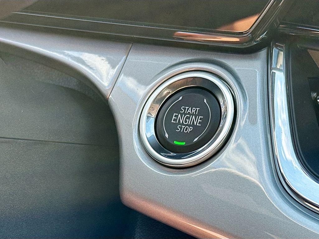 new 2025 Chevrolet Trax car, priced at $25,750