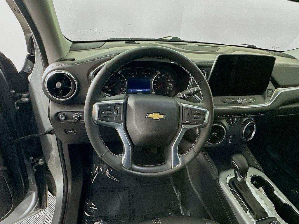 used 2024 Chevrolet Blazer car, priced at $29,400