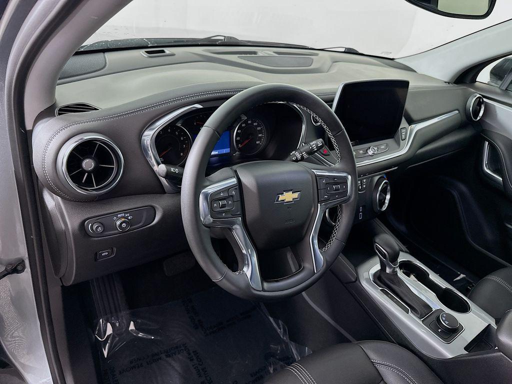 used 2024 Chevrolet Blazer car, priced at $29,400