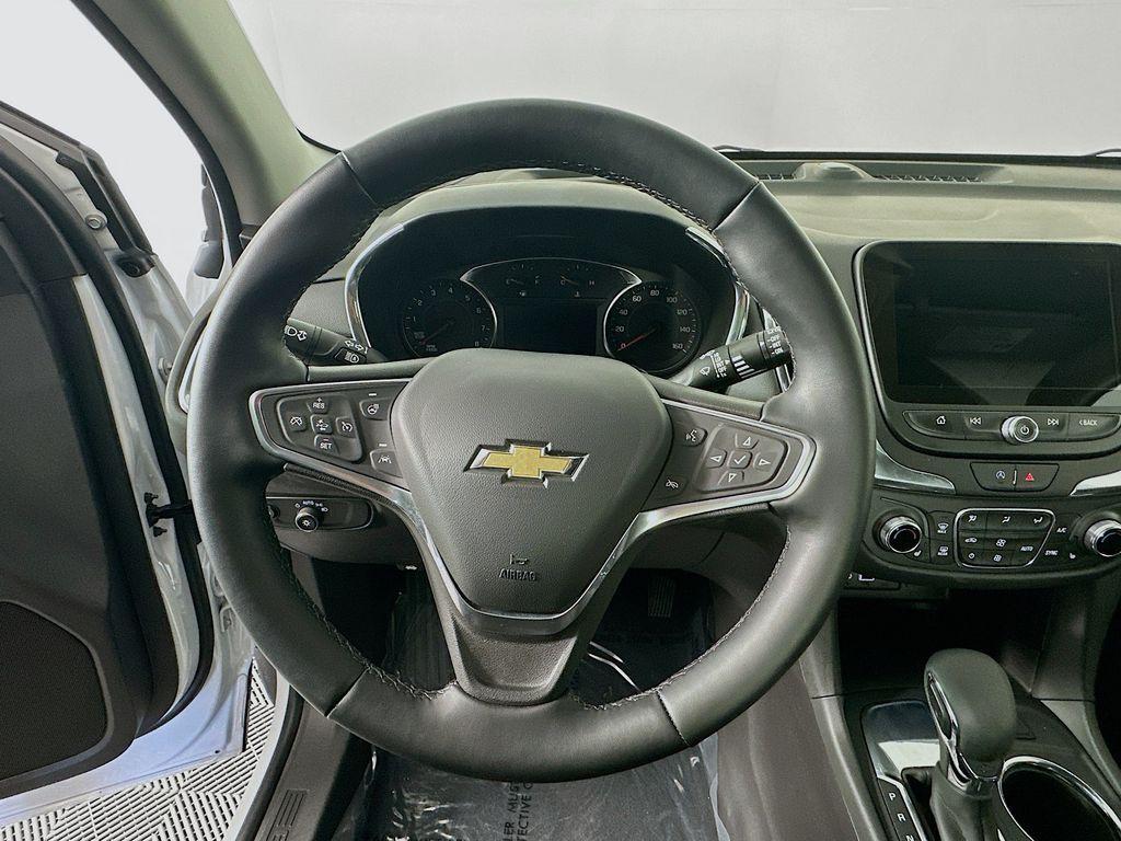 used 2023 Chevrolet Equinox car, priced at $23,919