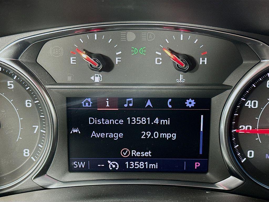 used 2023 Chevrolet Equinox car, priced at $23,919