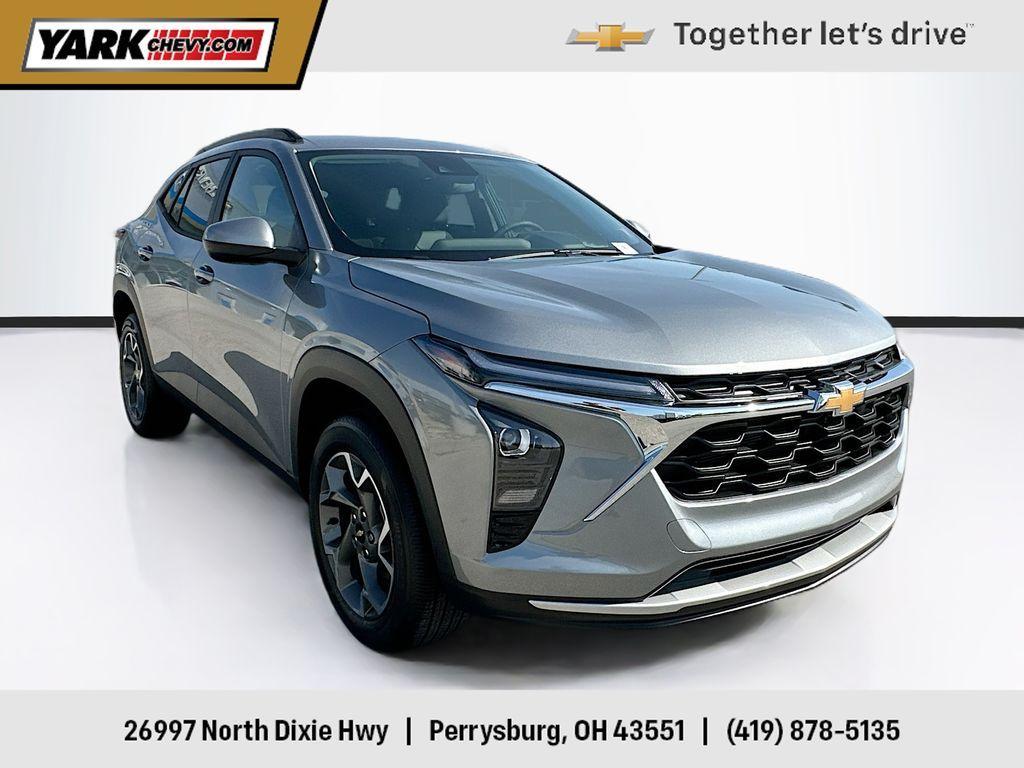 new 2025 Chevrolet Trax car, priced at $24,955