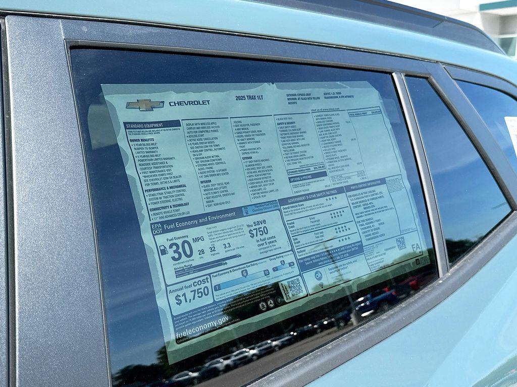 new 2025 Chevrolet Trax car, priced at $26,645