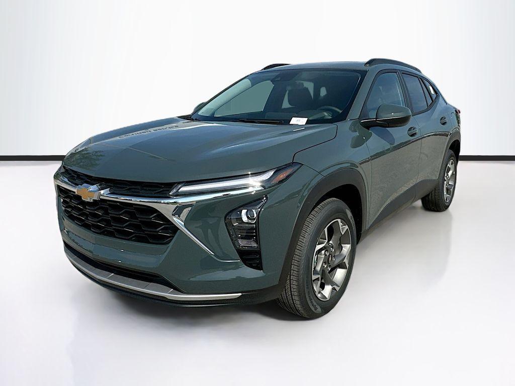 new 2025 Chevrolet Trax car, priced at $26,645