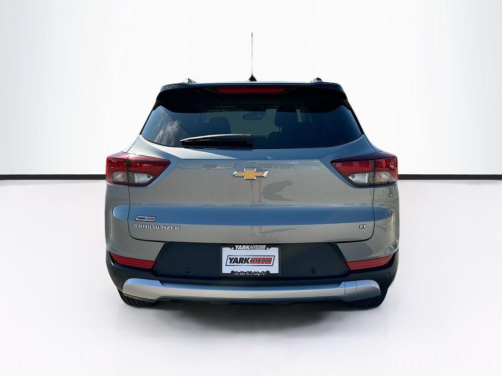 new 2026 Chevrolet TrailBlazer car, priced at $29,210