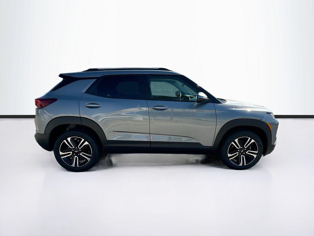 new 2026 Chevrolet TrailBlazer car, priced at $29,210