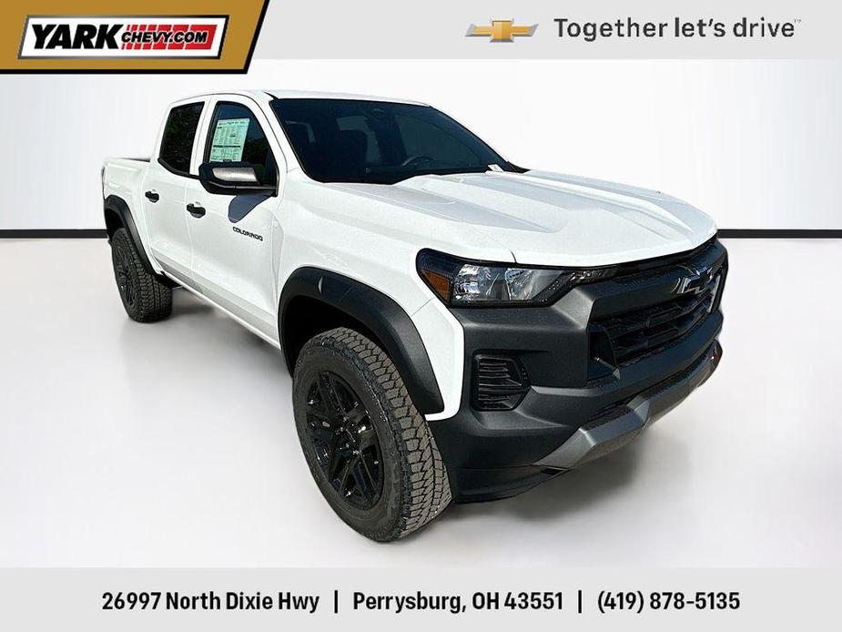 new 2024 Chevrolet Colorado car, priced at $43,605