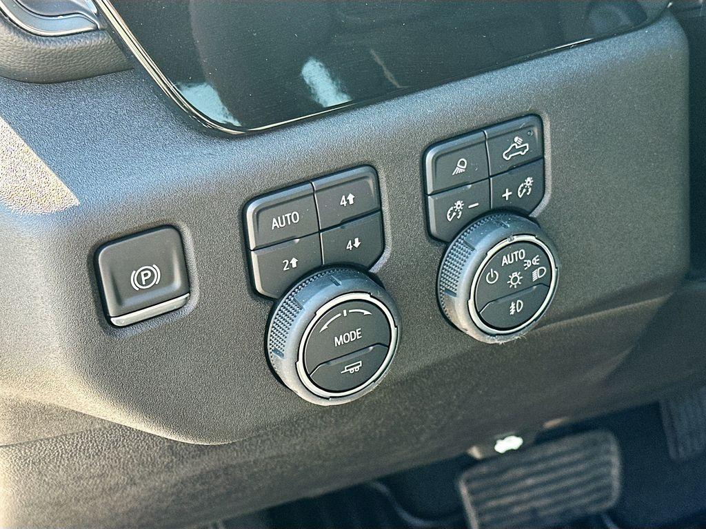 new 2025 Chevrolet Silverado 1500 car, priced at $66,185