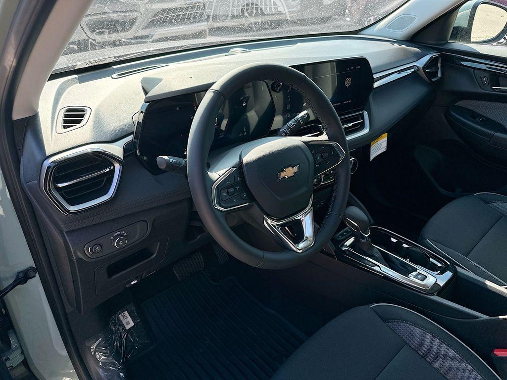 new 2026 Chevrolet TrailBlazer car, priced at $28,910