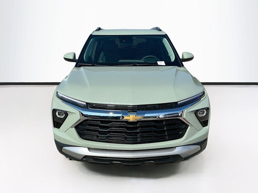 new 2026 Chevrolet TrailBlazer car, priced at $28,910
