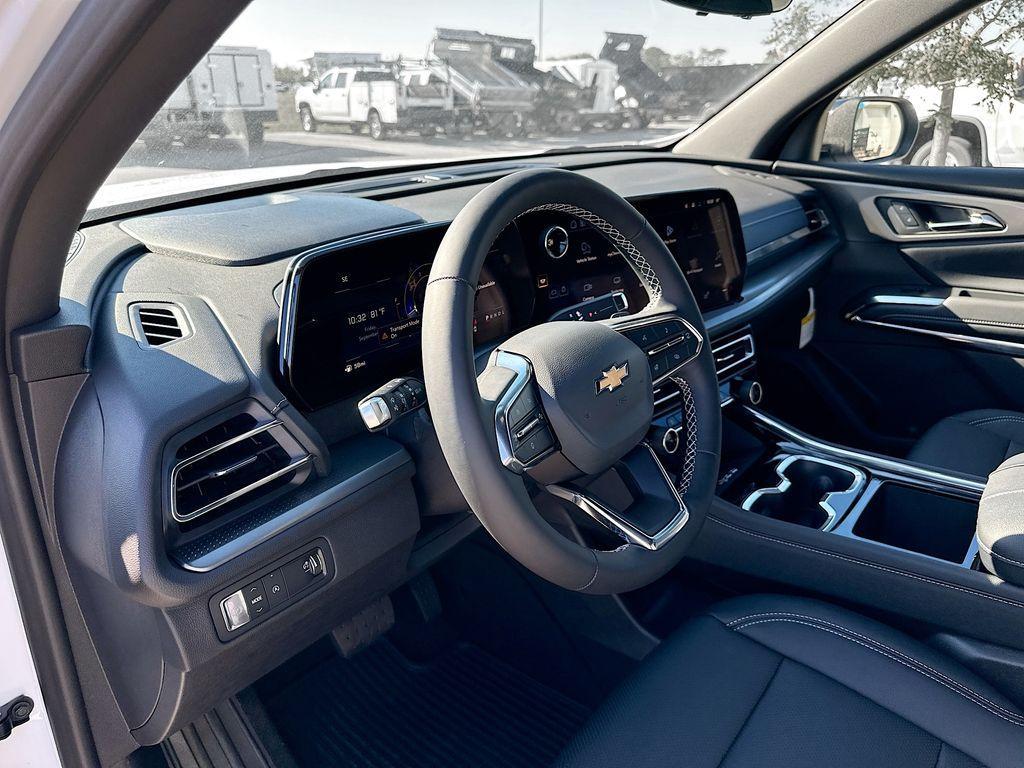 new 2026 Chevrolet Traverse car, priced at $49,145